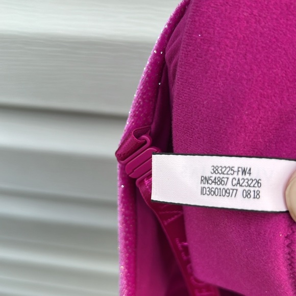 Victorias Secret | Body by Victoria Long Line Bra Velvet Pink size 34DD - Picture 6 of 6